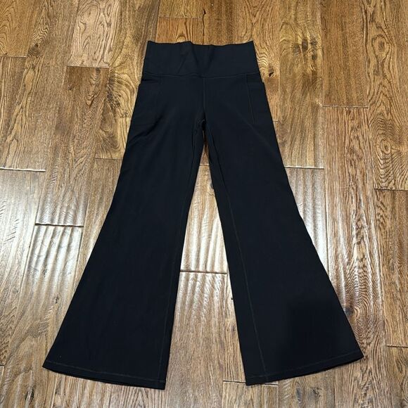 NWOT Athleta Salutation Stash Flare Pant MP - Picture 4 of 7
